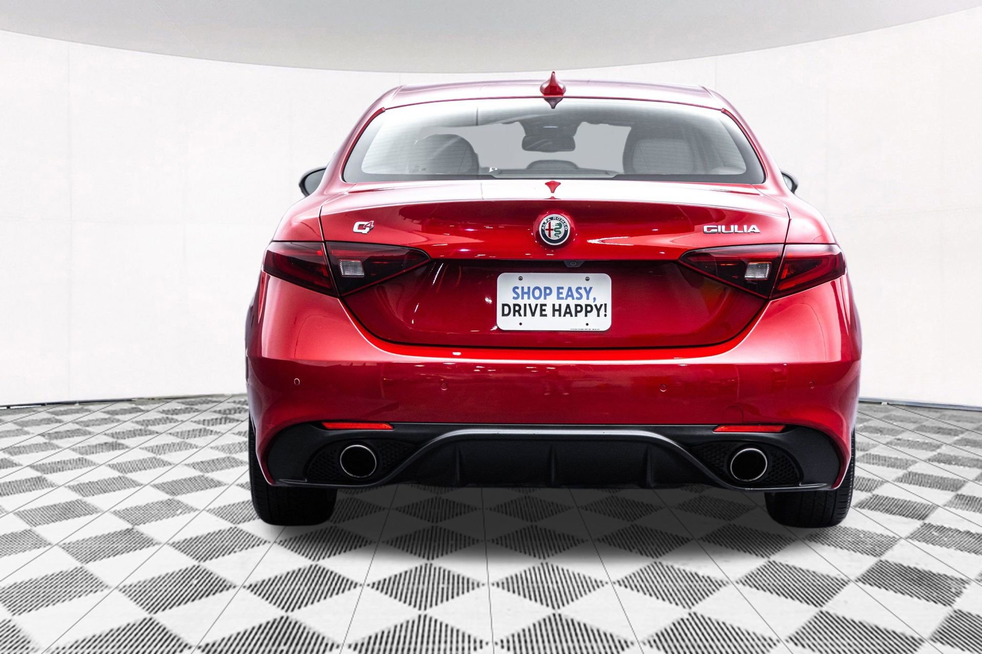 Used 2017 Alfa Romeo Giulia AWD w/ Sport Appearance Package image 10
