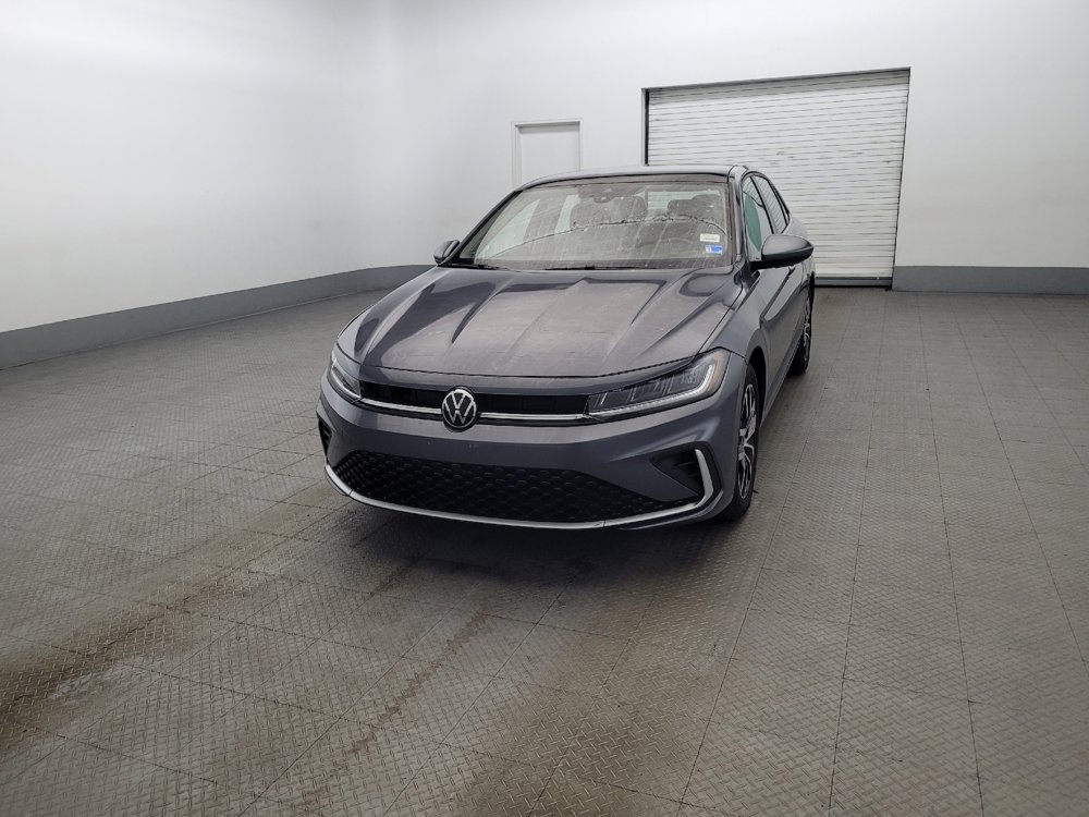 Used 2025 Volkswagen Jetta SE FWD image 15