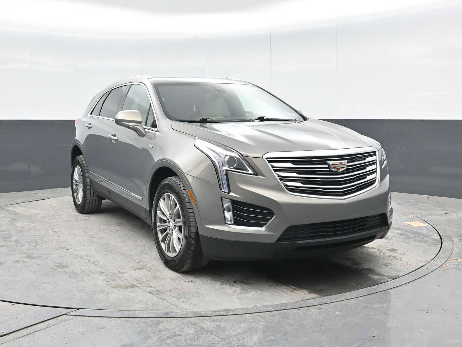 Used 2019 Cadillac XT5 Luxury AWD/4WD image 6