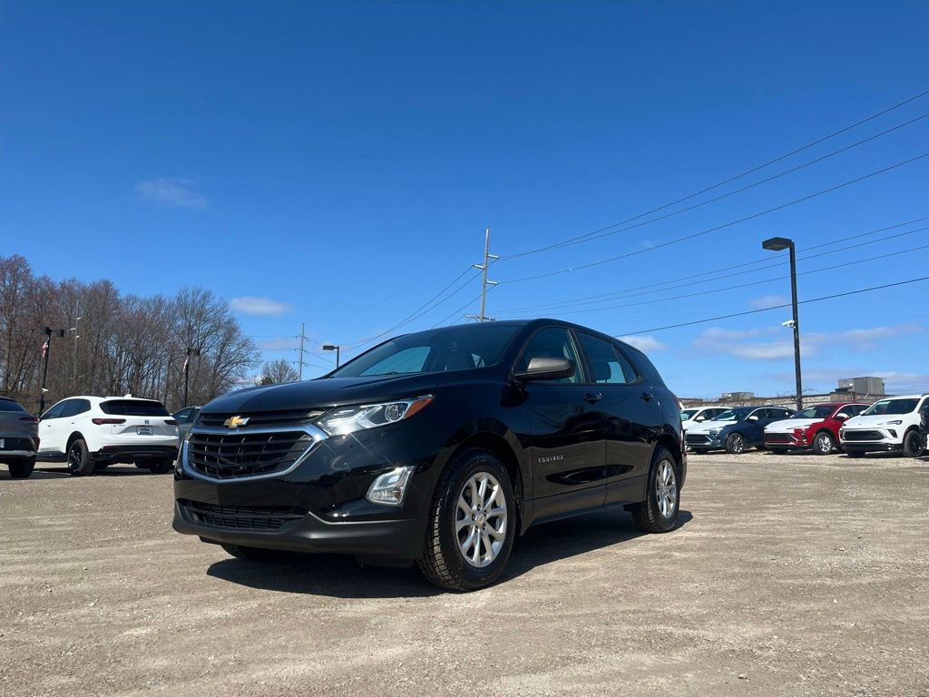 Used 2020 Chevrolet Equinox LS image 2