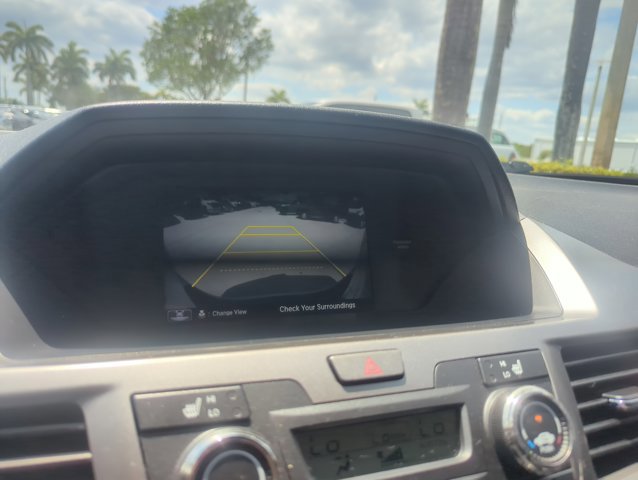 Used 2016 Honda Odyssey Touring Elite image 9