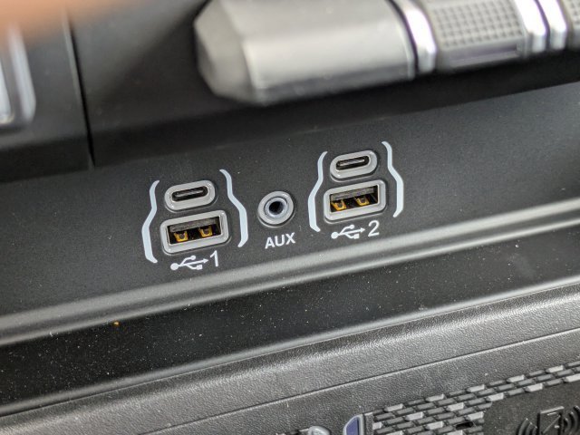 Used 2025 RAM 2500 Laramie w/ Night Edition RWD image 31