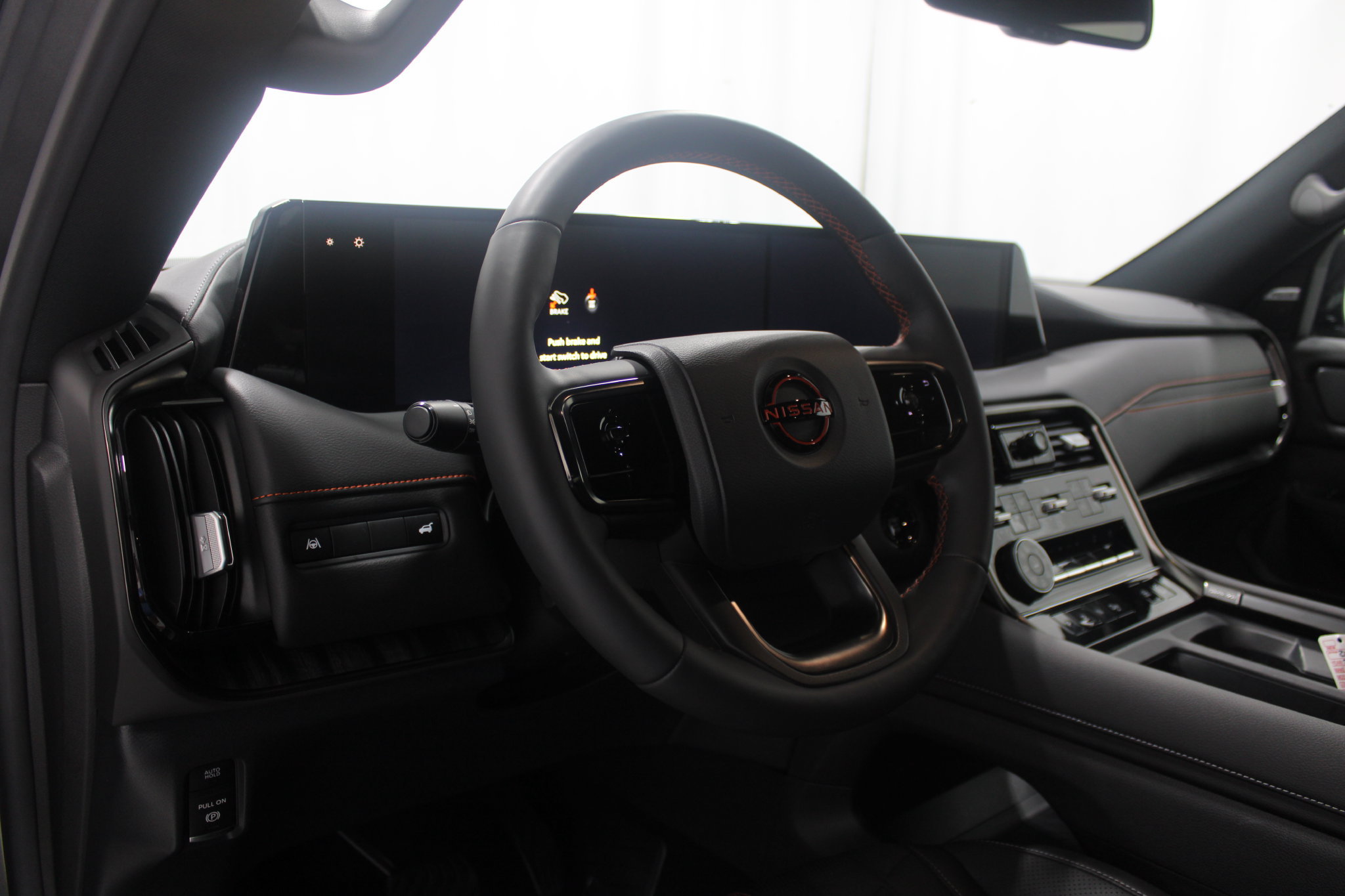 Used 2026 Nissan Armada PRO-4X w/ Captain's Chari Seat Package AWD/4WD image 13