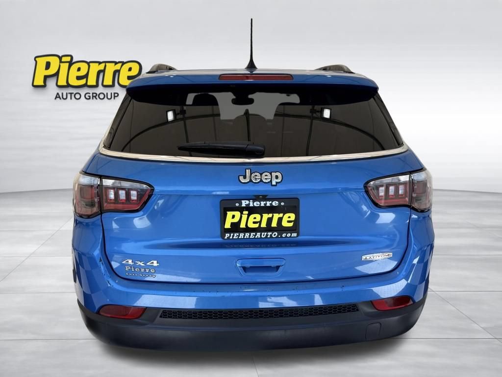 Used 2024 Jeep Compass Latitude AWD/4WD image 3