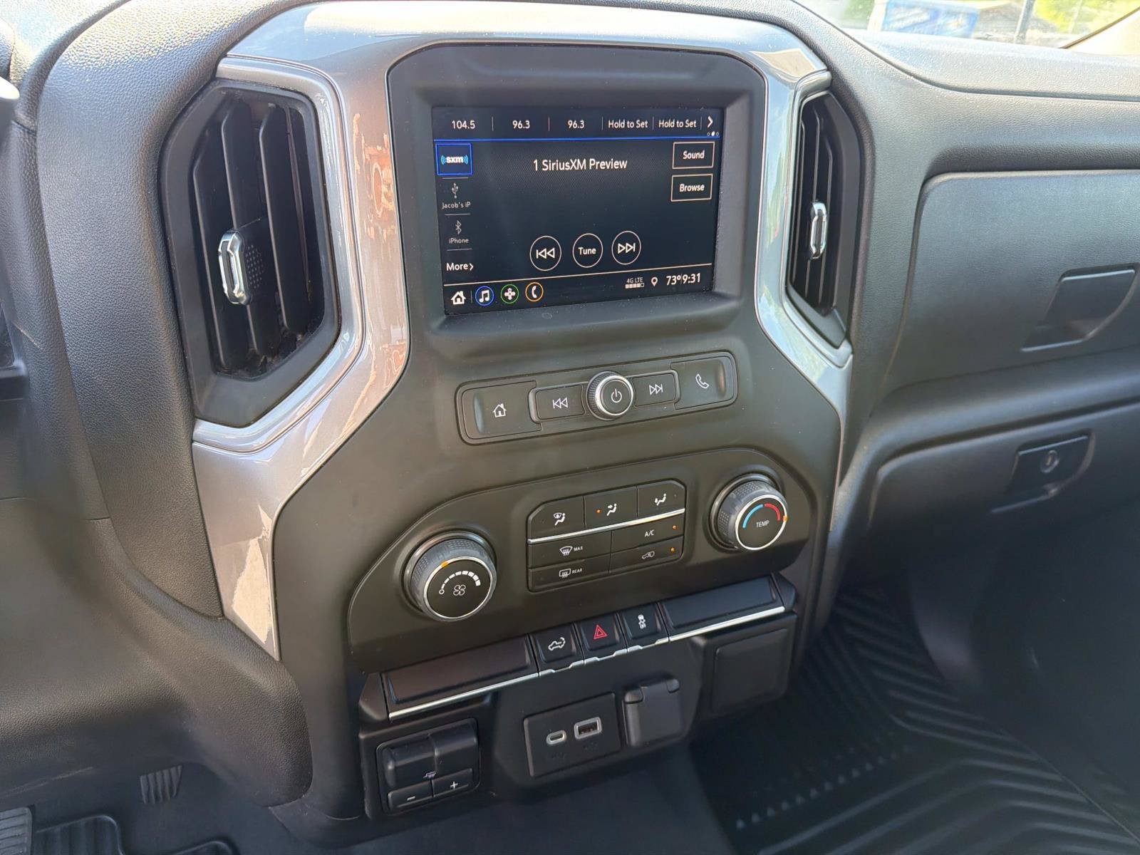 Used 2022 Chevrolet Silverado 2500 Custom w/ Custom Value Package AWD/4WD image 8