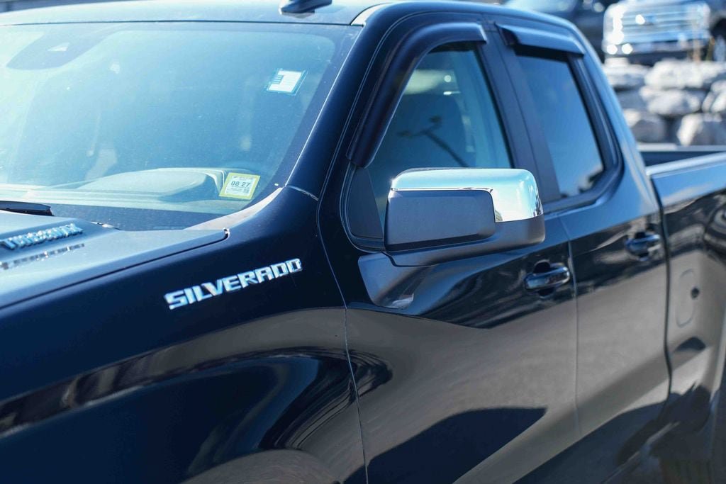 Used 2026 Chevrolet Silverado 1500 LT AWD/4WD image 10
