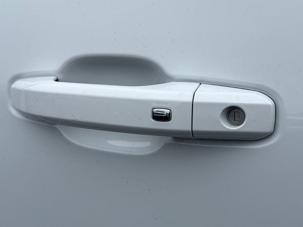 New 2026 GMC Canyon Elevation image 13