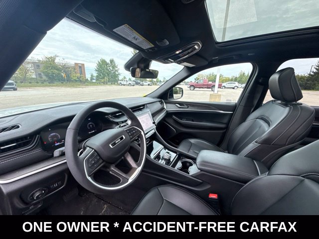 Used 2026 Jeep Grand Cherokee Limited w/ Limited Altitude Package AWD/4WD image 22