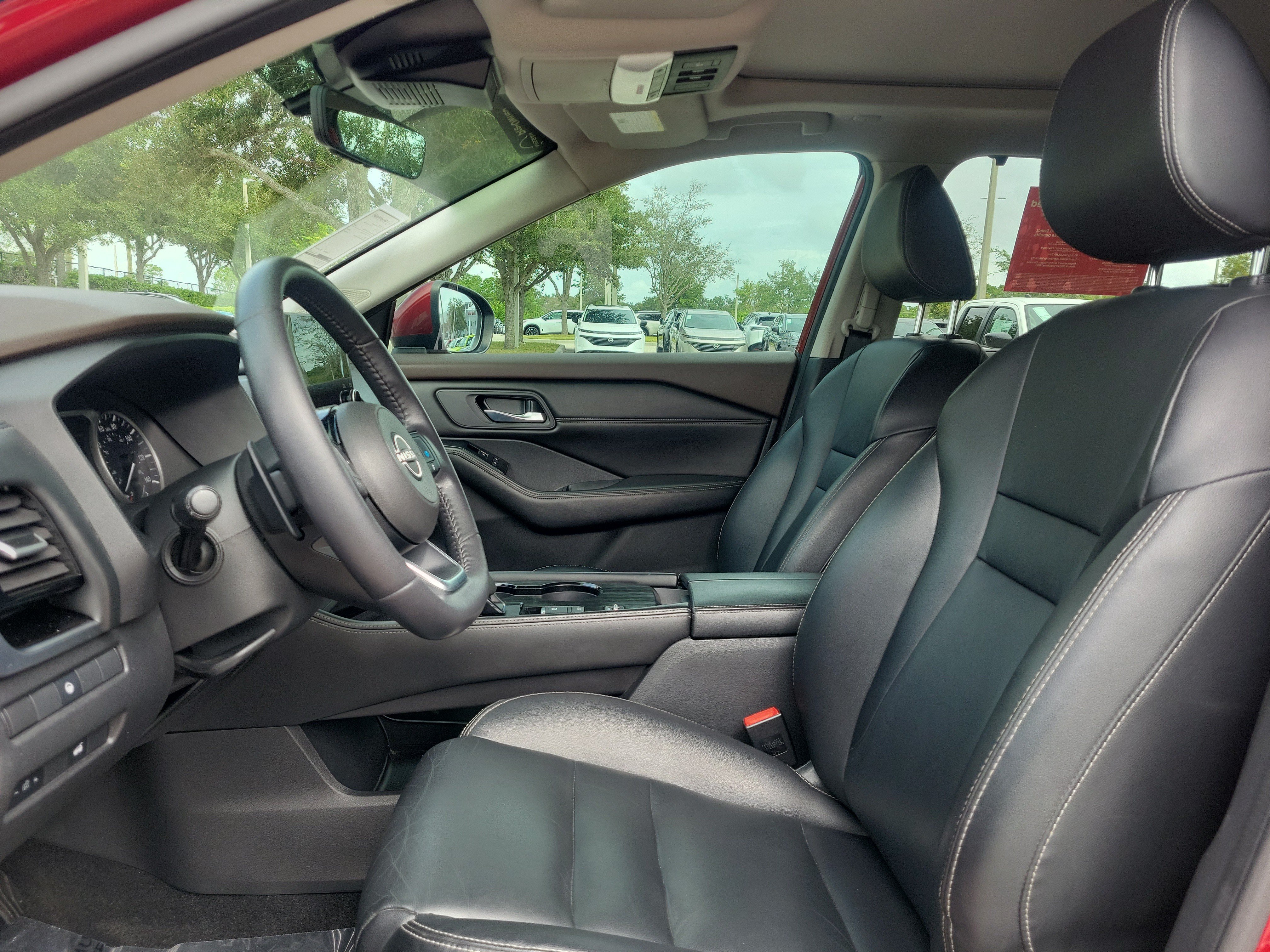 Certified 2022 Nissan Rogue SL w/ SL Premium Package FWD image 14