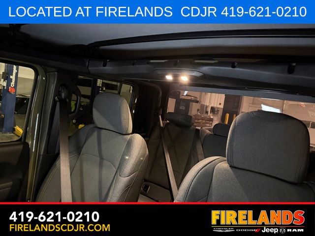 New 2026 Jeep Gladiator Sport AWD/4WD image 17