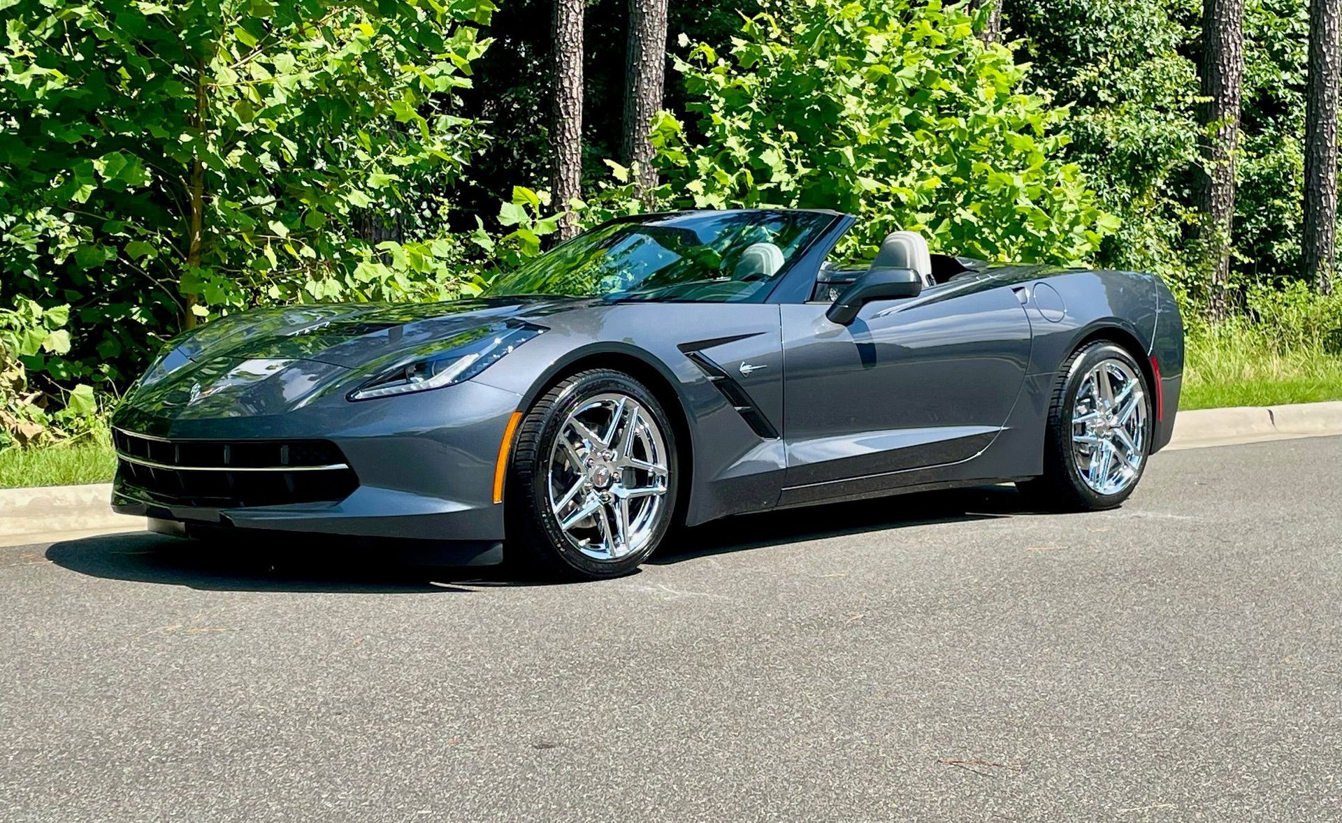 Used 2014 Chevrolet Corvette Stingray Convertible w/ 2LT Preferred Equipment Group image 7
