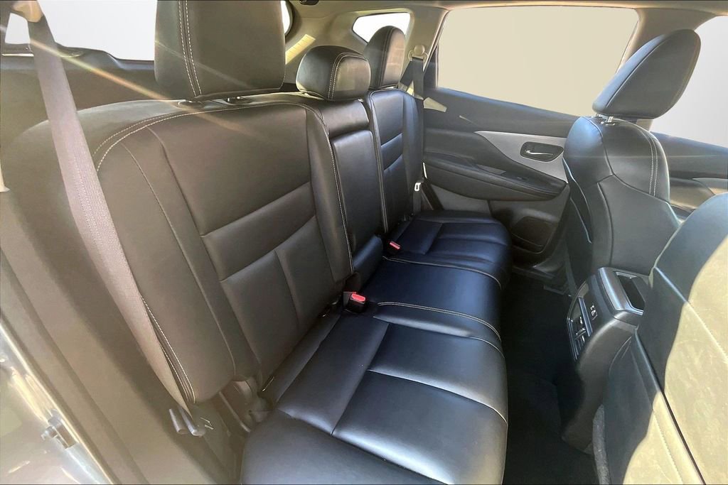 Used 2022 Nissan Murano SV image 24