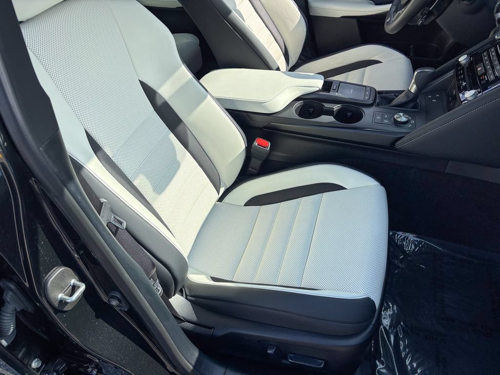 Used 2025 Lexus IS 350 F Sport AWD/4WD image 34