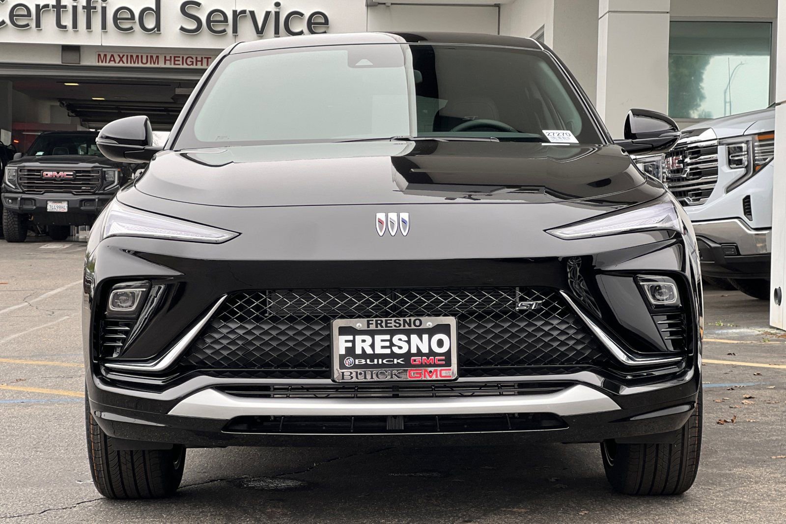 New 2026 Buick Envista Sport Touring image 3