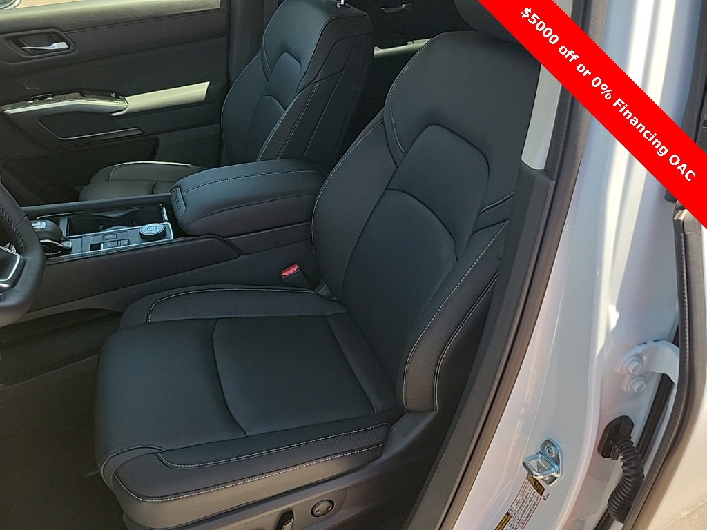 New 2025 Nissan Pathfinder SL w/ SL Premium Package image 19