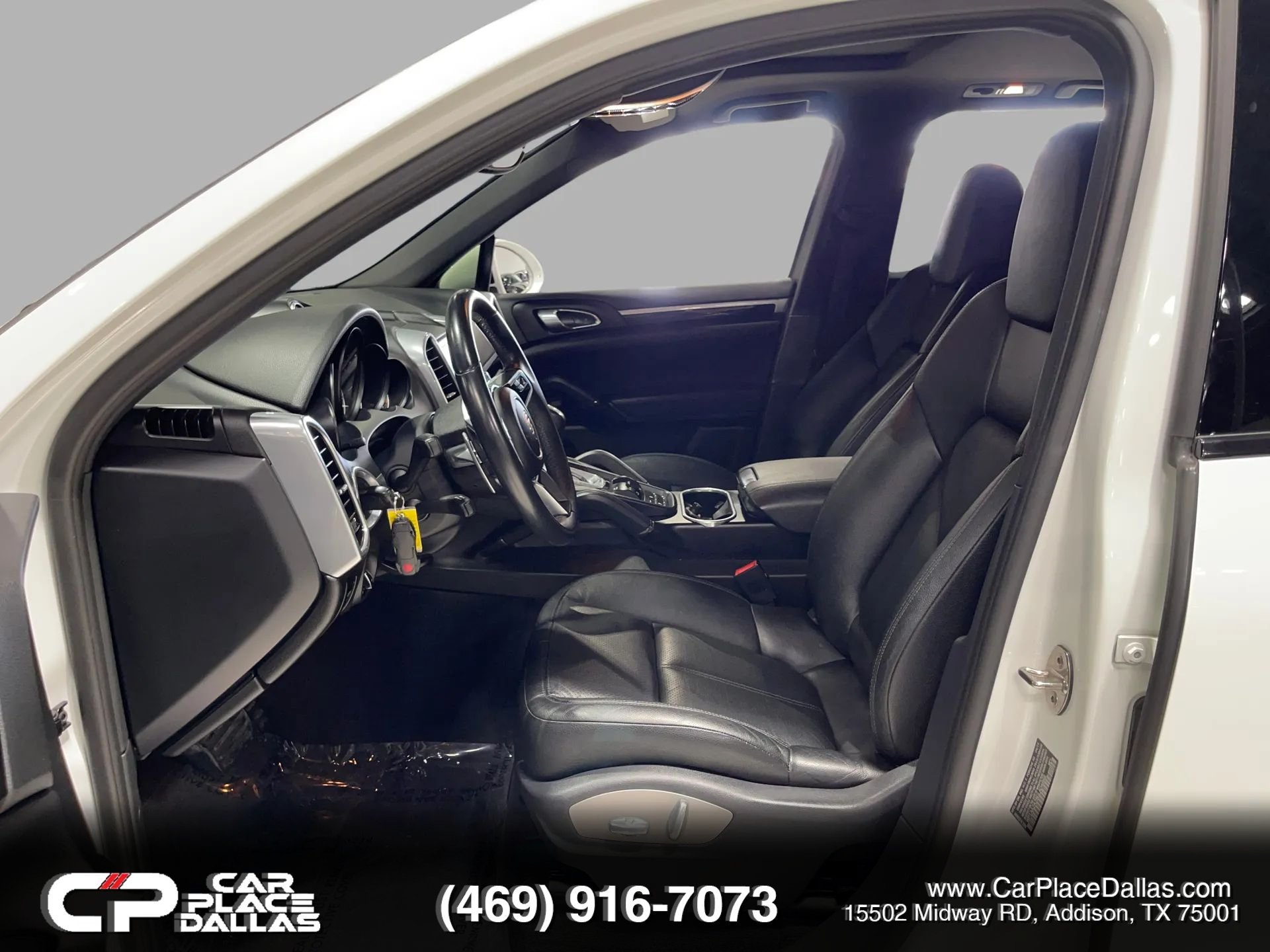 Used 2016 Porsche Cayenne AWD/4WD image 19