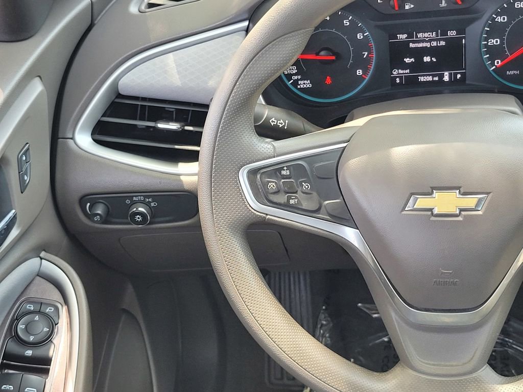 Used 2022 Chevrolet Malibu LT image 17