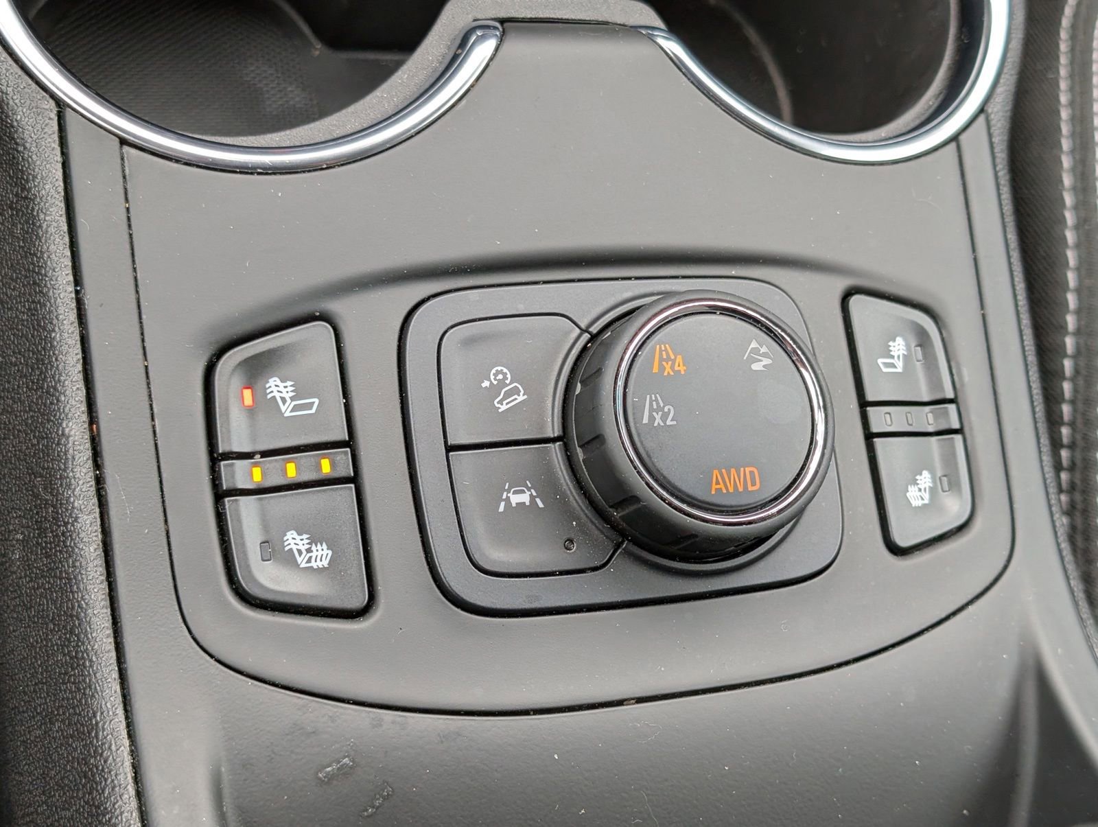 Used 2023 GMC Terrain SLE w/ Driver Convenience Package AWD/4WD image 7