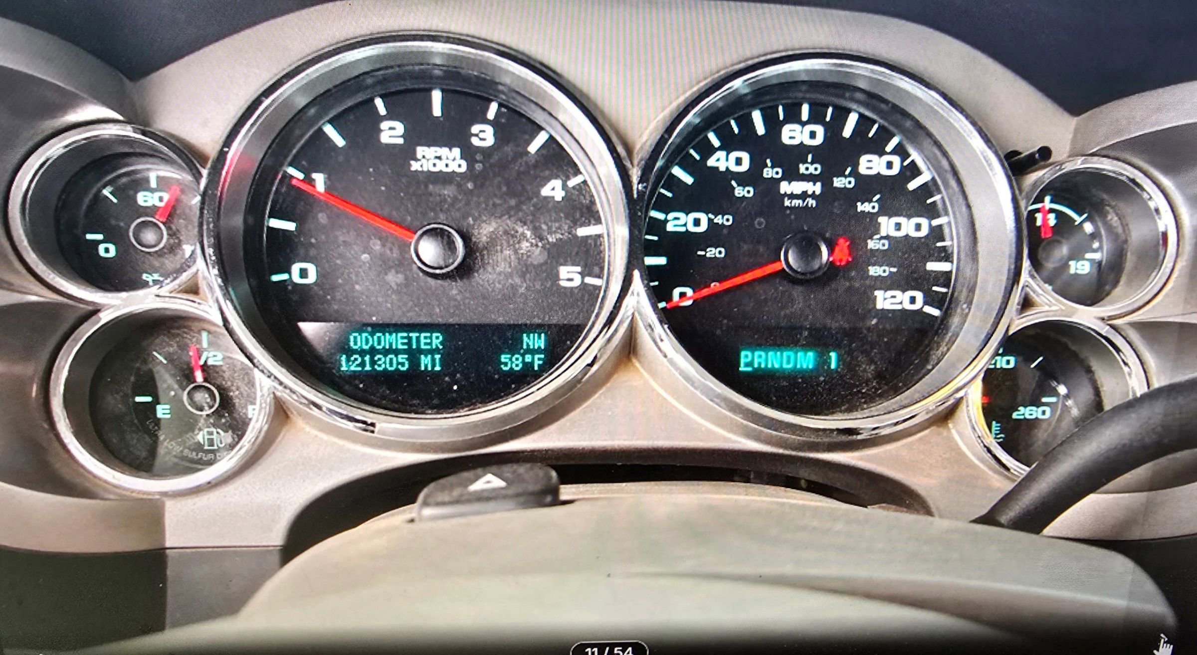 Used 2014 GMC Sierra 2500 SLE w/ SLE Preferred Package image 5