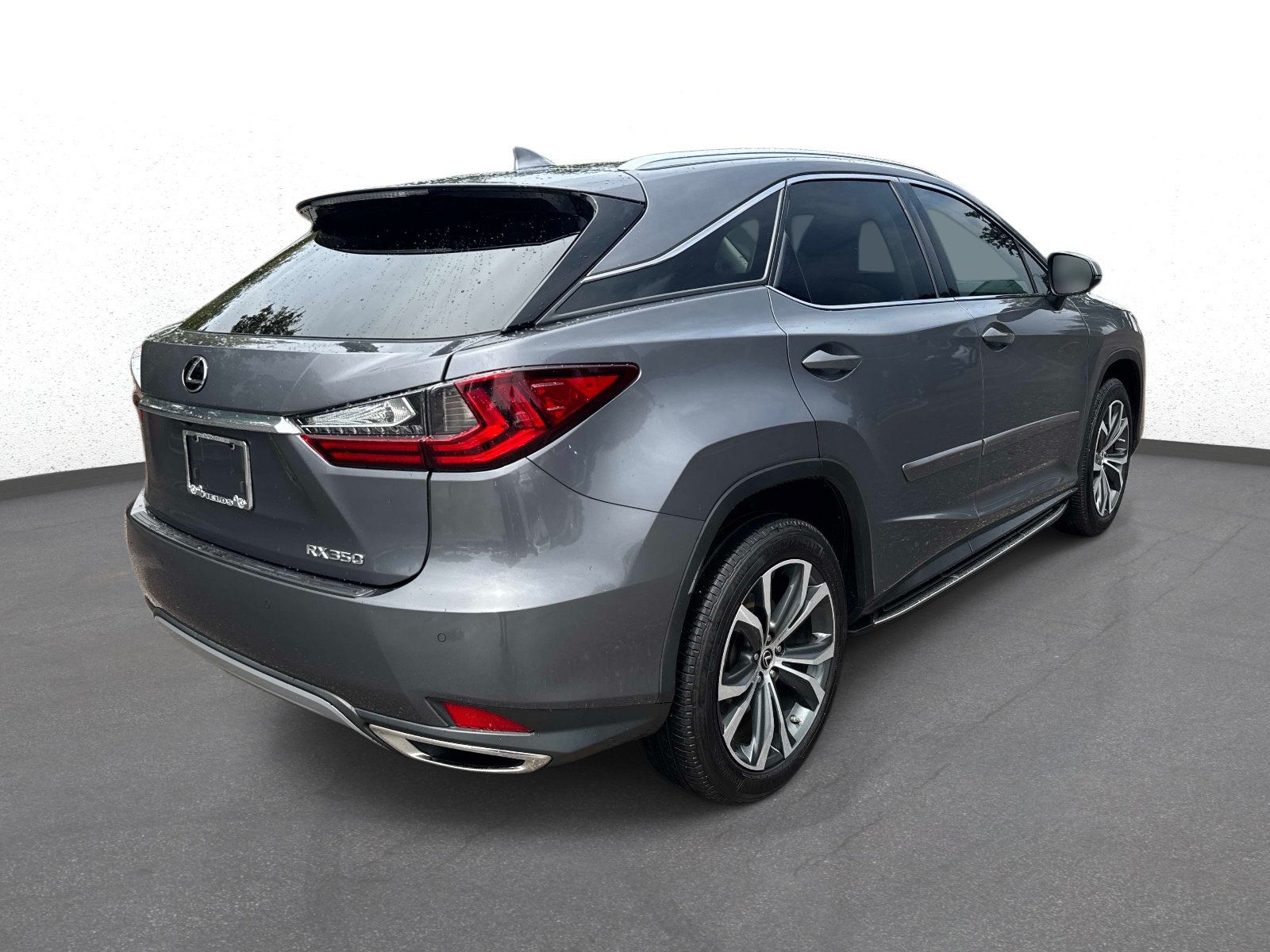Certified 2022 Lexus RX 350 FWD w/ Premium Package image 3
