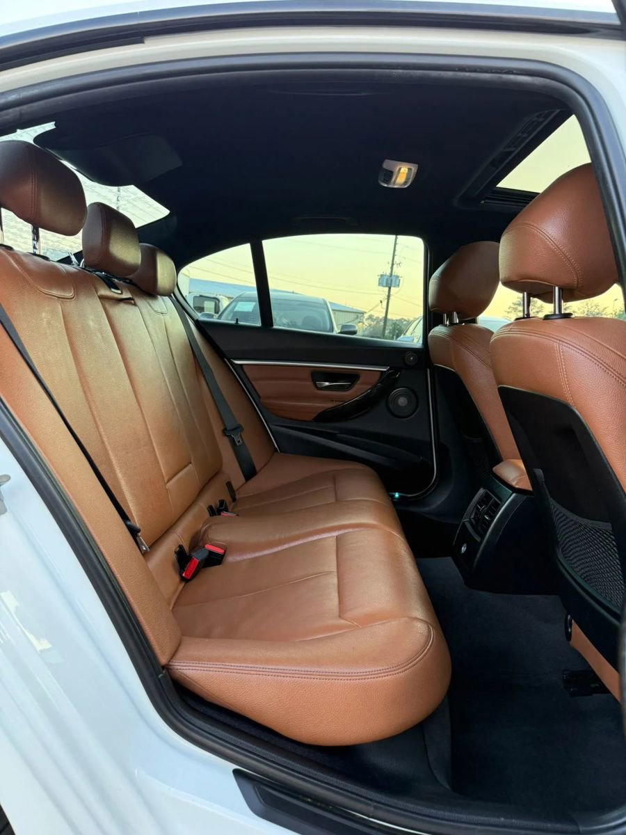 Used 2016 BMW 340i Sedan image 12
