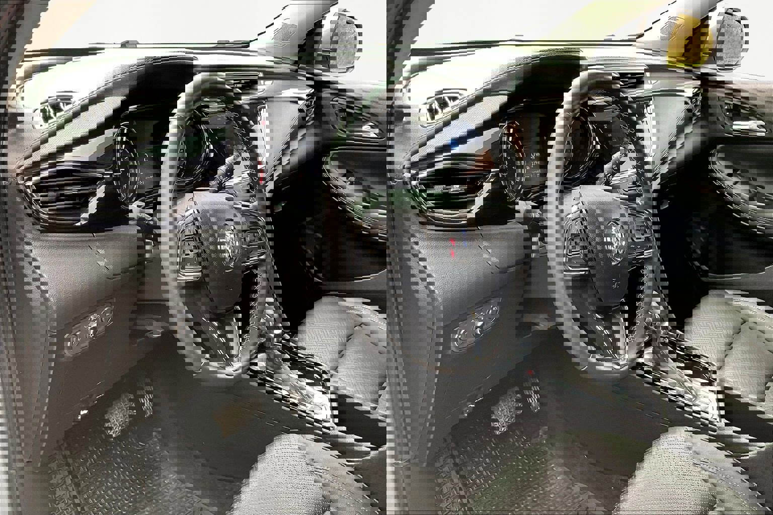 Used 2023 Buick Encore GX Essence w/ Experience Buick Package image 18