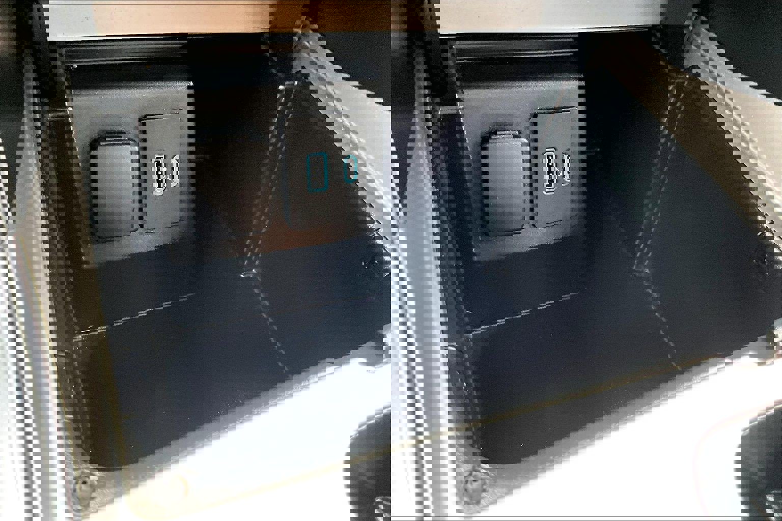 Used 2020 Ford Explorer ST w/ Premium Technology Package image 33