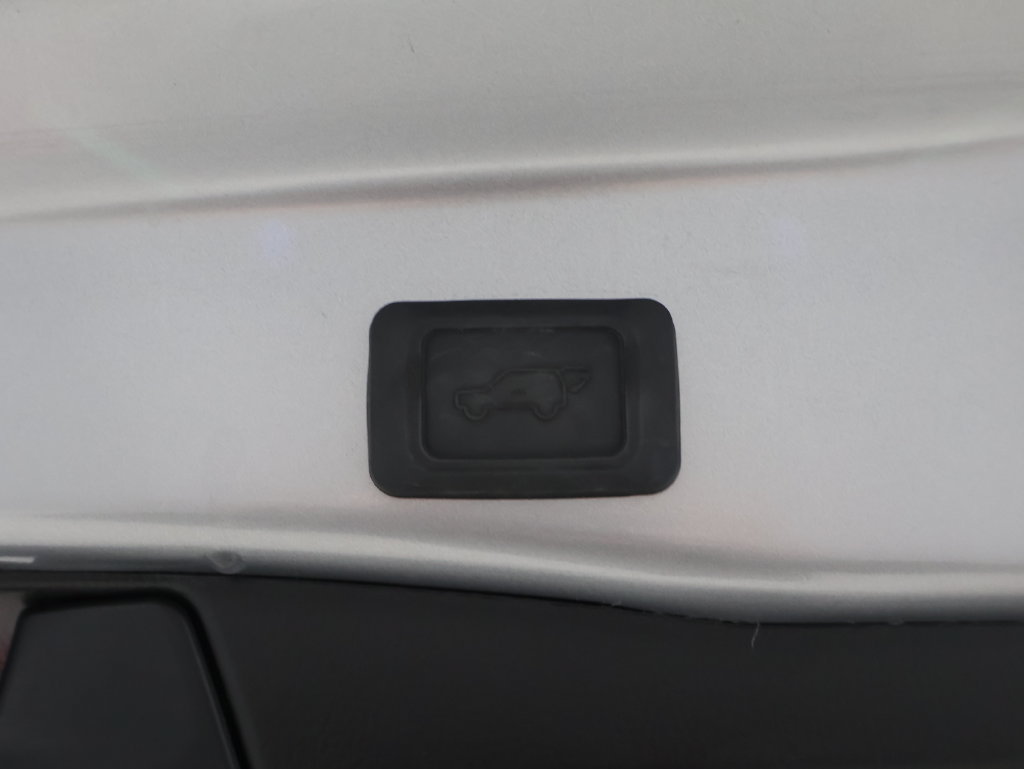 Used 2024 Toyota RAV4 XLE w/ Convenience Package AWD/4WD image 22