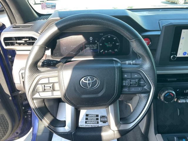 Used 2024 Toyota Tacoma TRD Off-Road AWD/4WD image 25