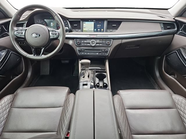Used 2017 Kia Cadenza Limited FWD image 9