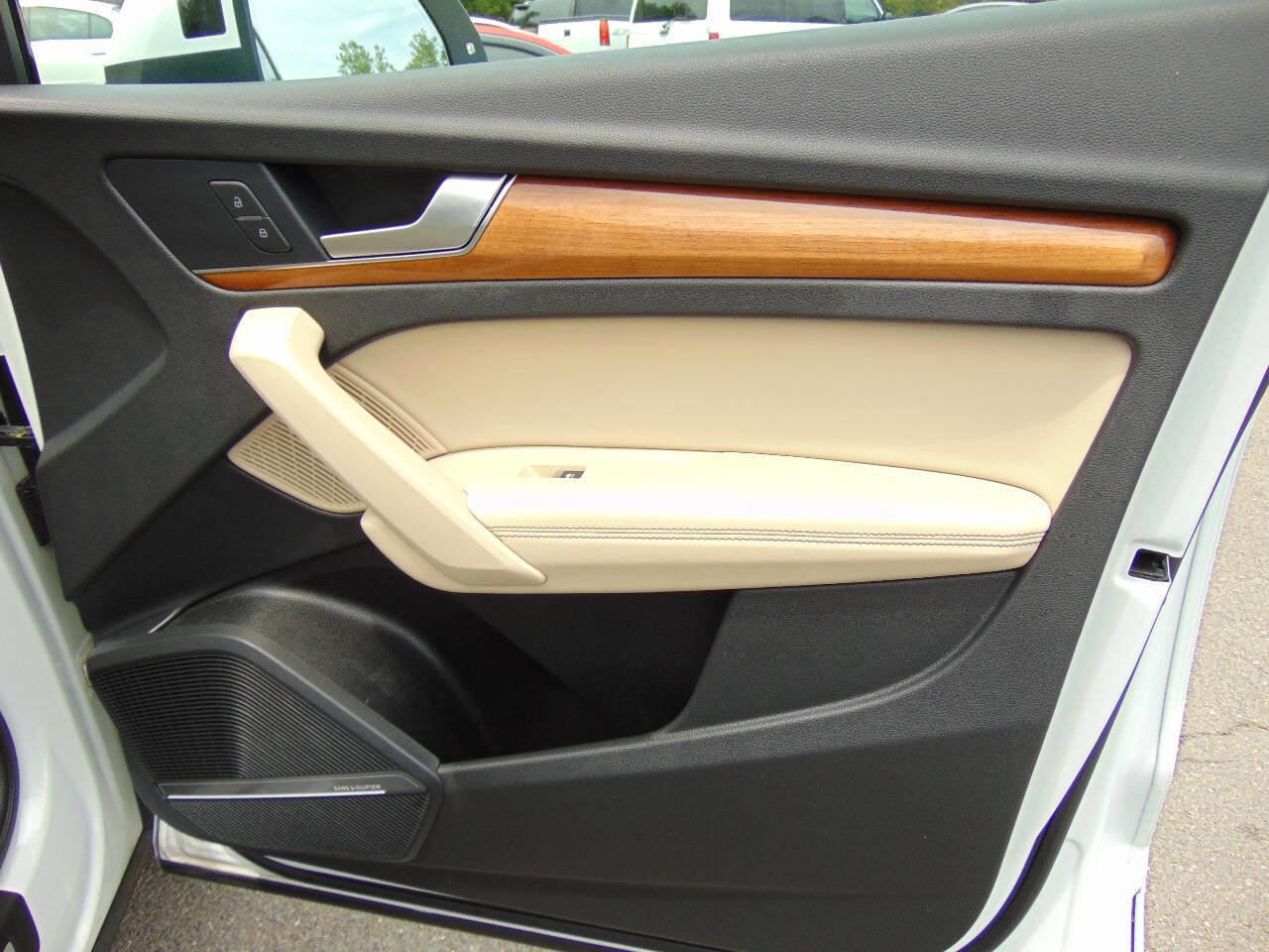 Used 2022 Audi Q5 2.0T Premium Plus w/ Premium Plus Package image 50