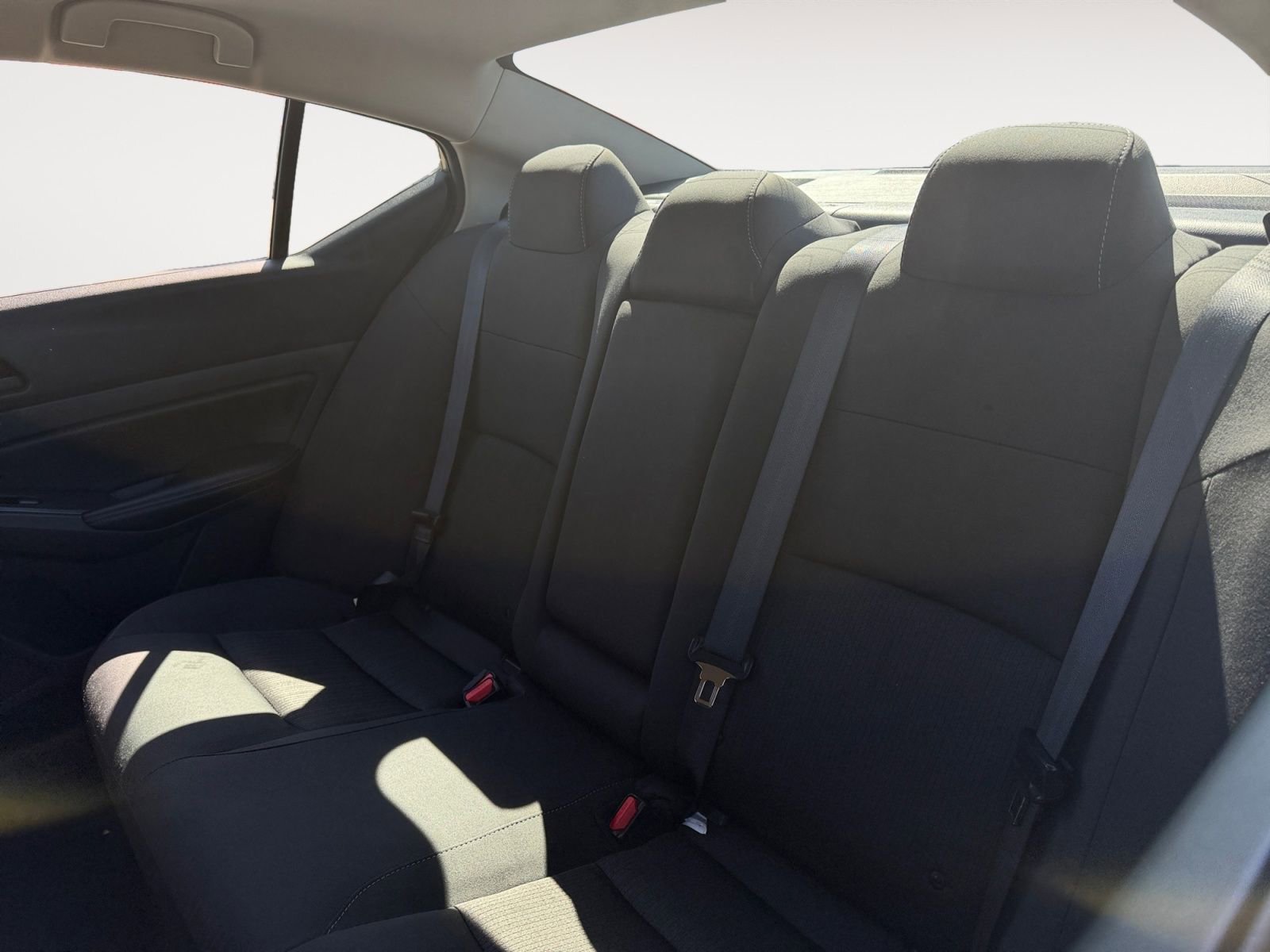 Used 2025 Nissan Altima 2.5 SV image 13