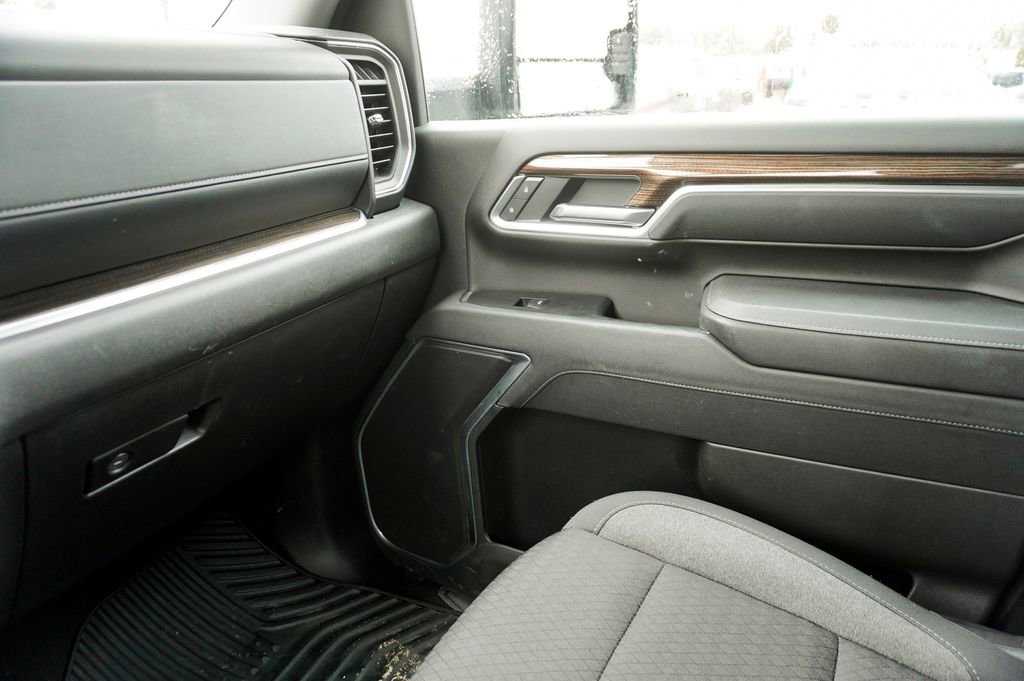 Used 2025 Chevrolet Silverado 2500 LT w/ Convenience Package image 25