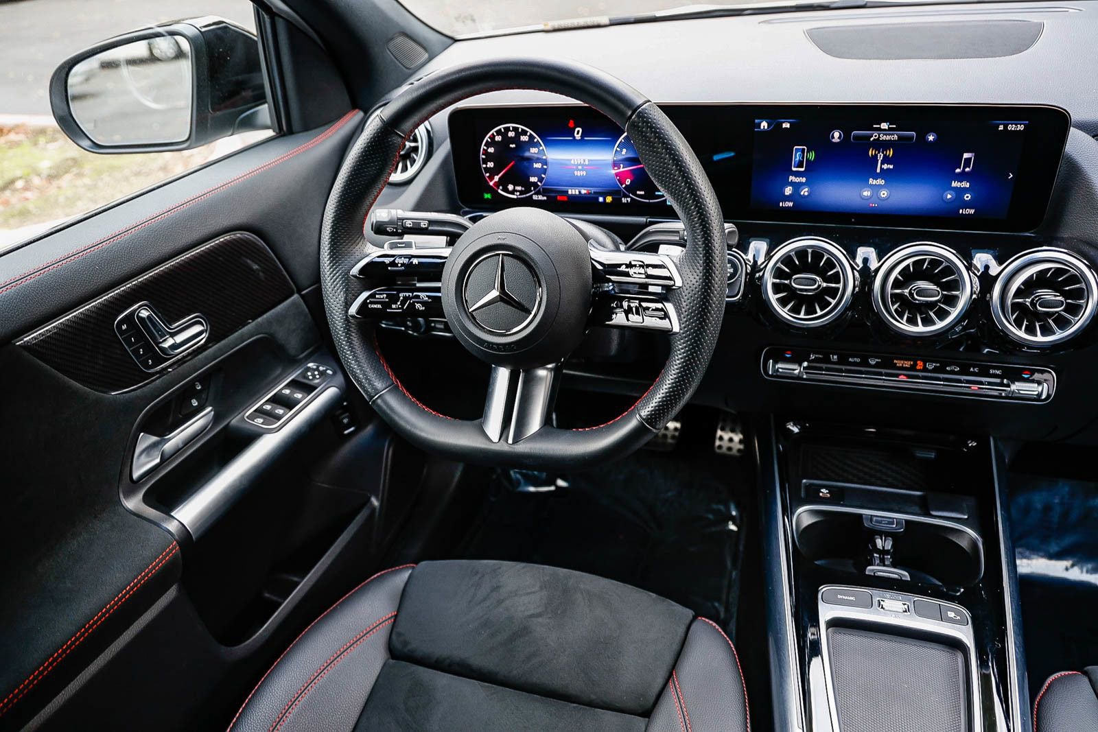 Certified 2025 Mercedes-Benz GLA 250 4MATIC image 14