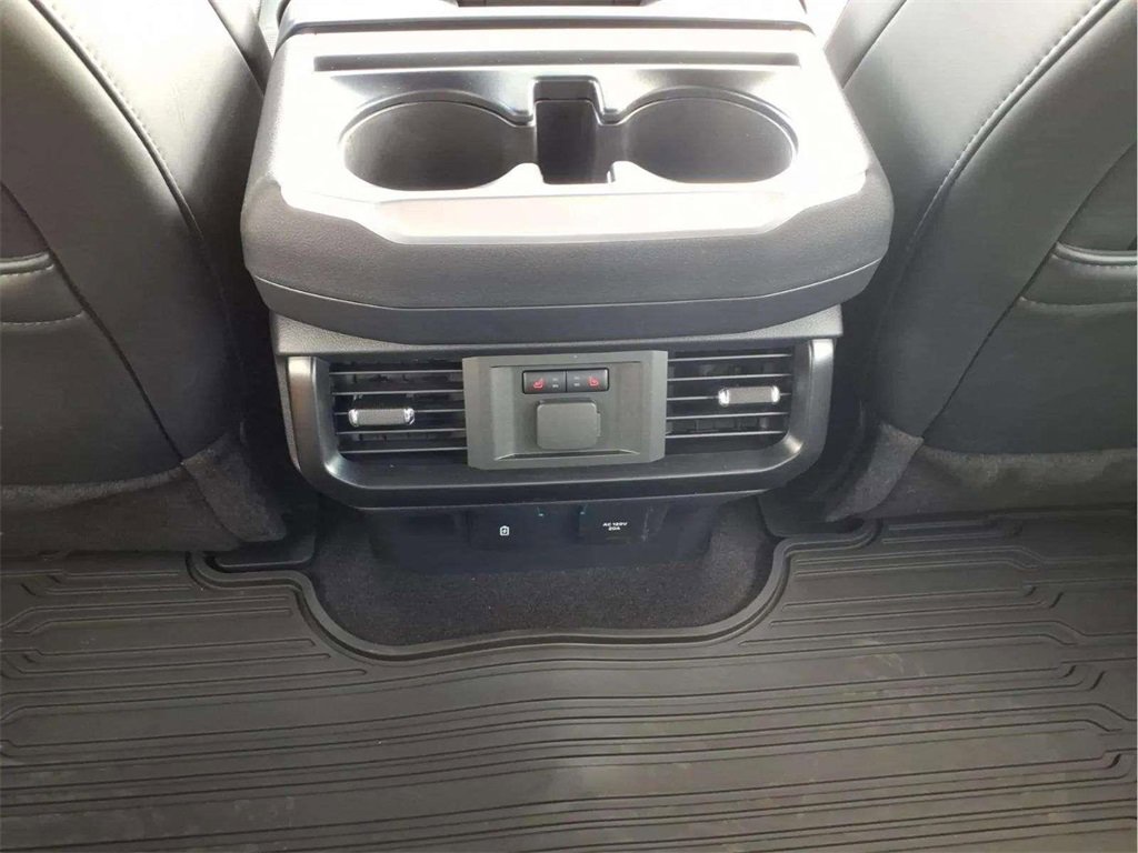 Used 2025 Ford F150 Raptor image 13