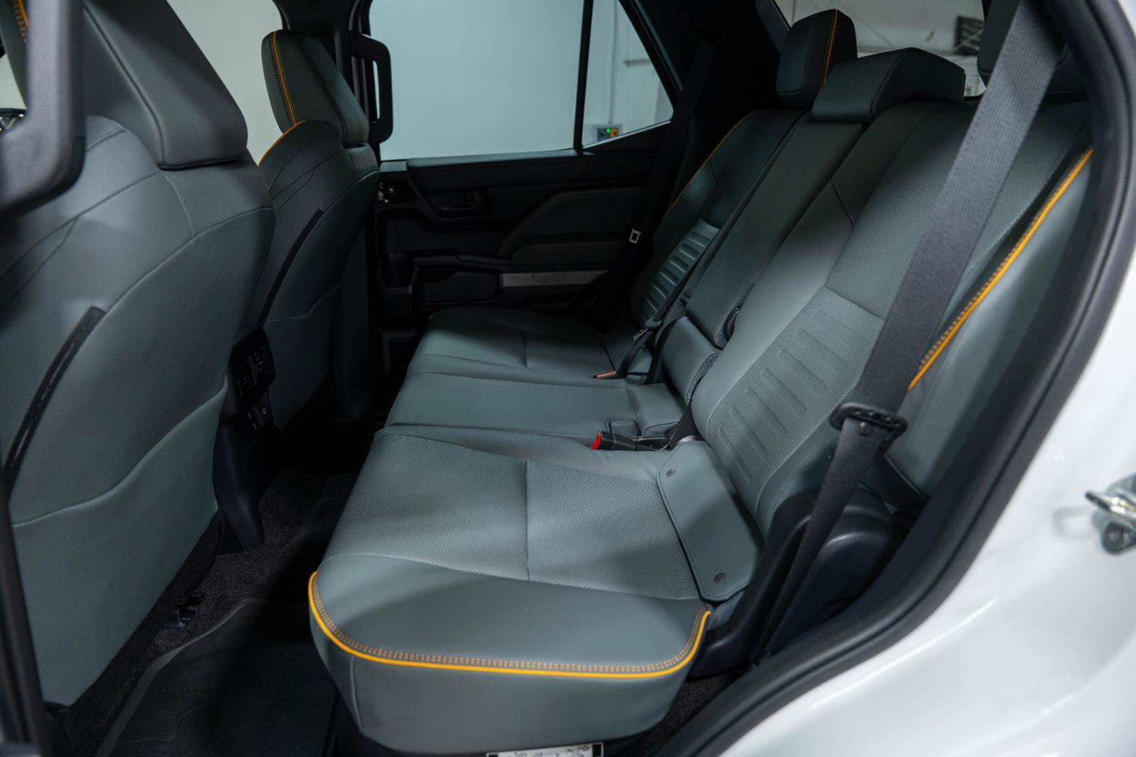 Used 2025 Toyota 4Runner Trailhunter image 76