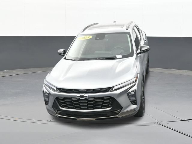 Used 2025 Chevrolet Trax ACTIV w/ Sunroof Package FWD image 63