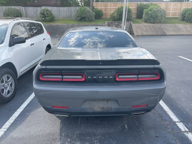Used 2019 Dodge Challenger SXT w/ Blacktop Package RWD image 9