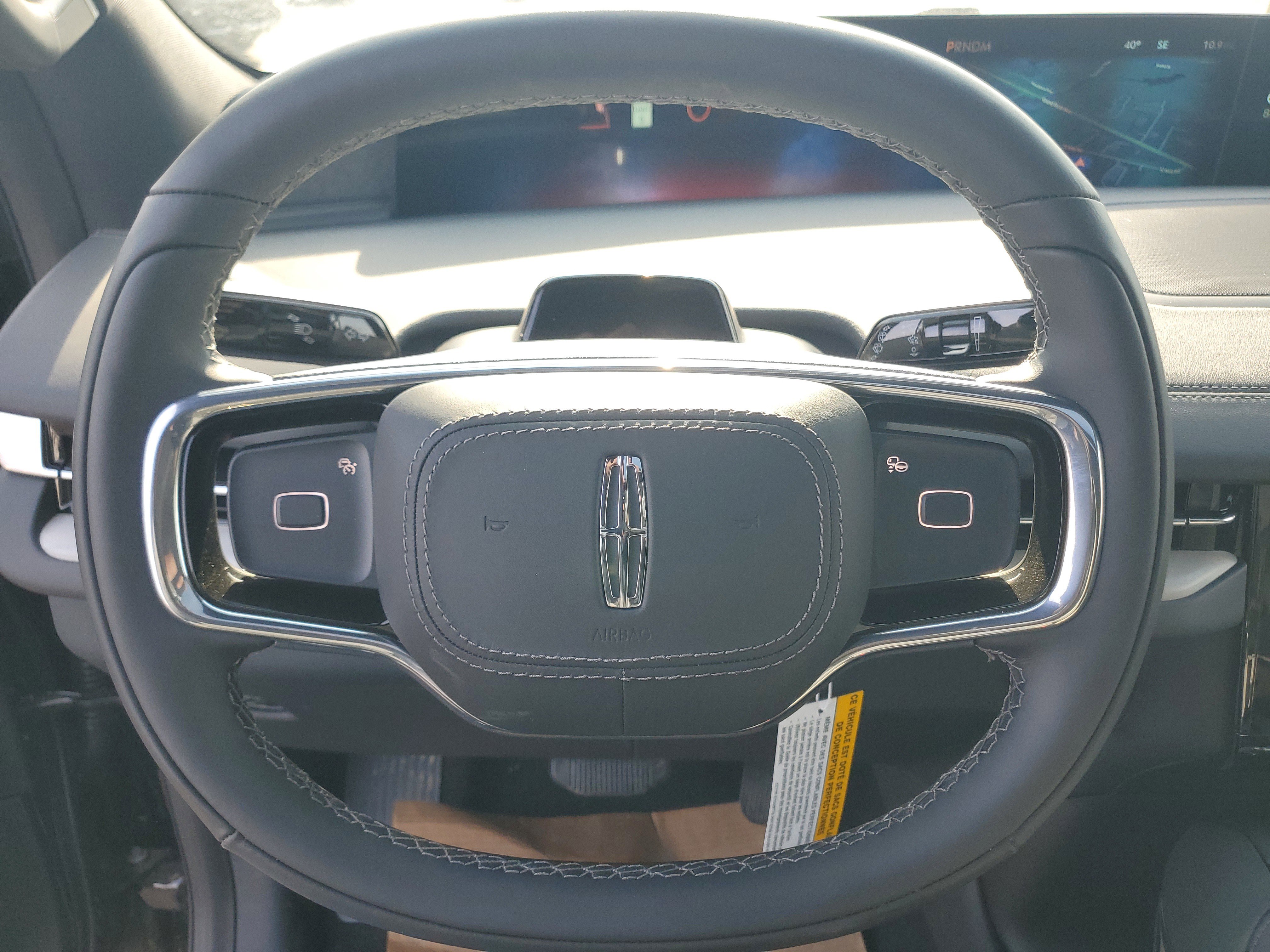 New 2025 Lincoln Navigator Reserve w/ Jet Appearance Package image 16