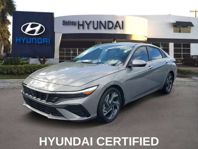 Used 2025 Hyundai Elantra SEL FWD image 3
