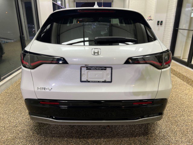 Used 2024 Honda HR-V EX-L image 3