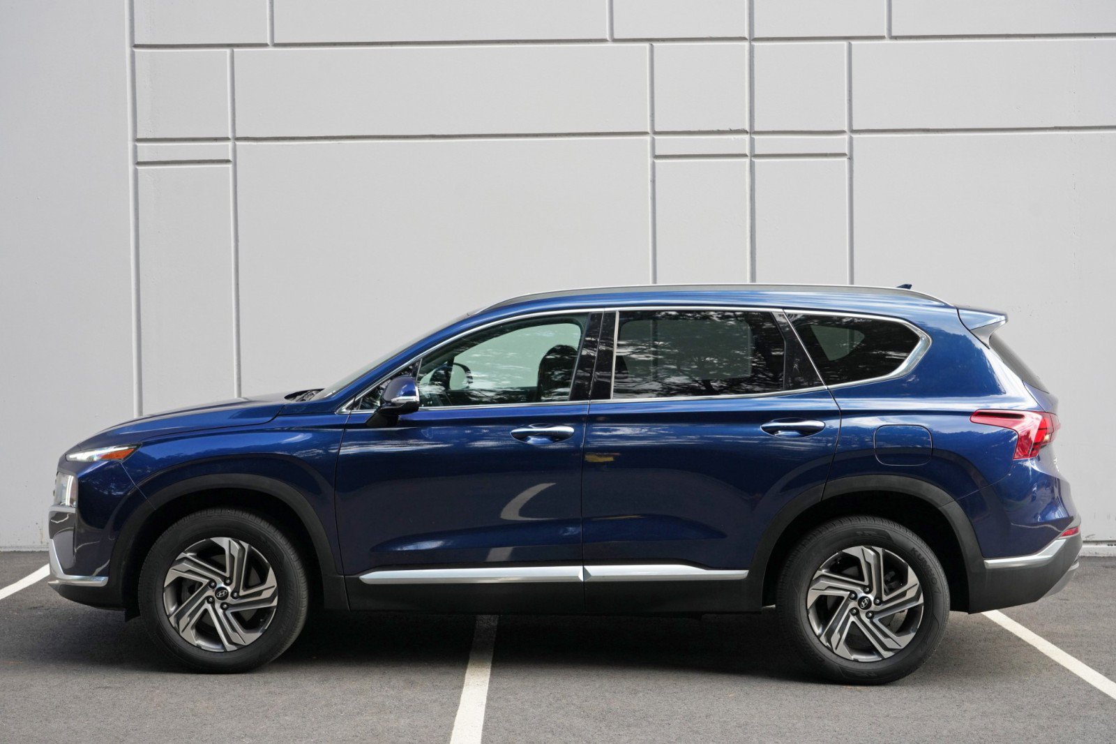 Used 2022 Hyundai Santa Fe SEL w/ Convenience Package AWD/4WD image 45