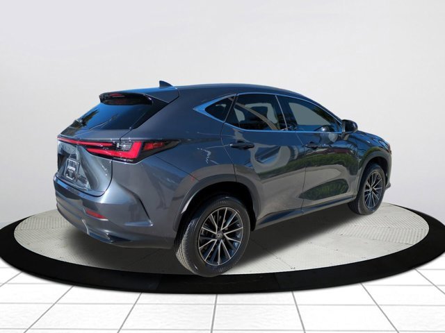 Used 2023 Lexus NX 250 FWD image 4