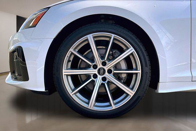 Used 2025 Audi A5 2.0T Premium Plus w/ Convenience Plus Package AWD/4WD image 34
