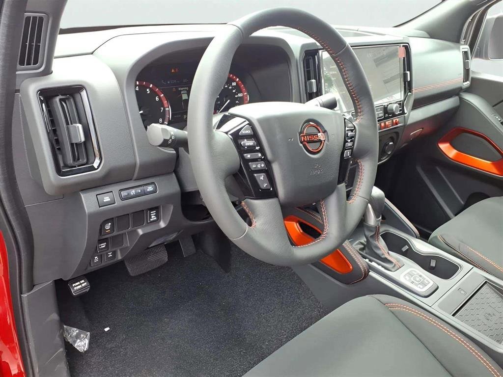 New 2026 Nissan Frontier PRO-4X w/ Pro-4x Convenience Package image 11
