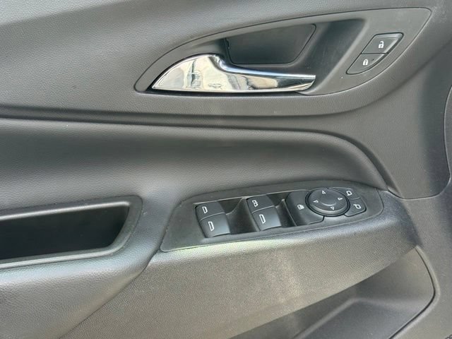 Certified 2024 Chevrolet Equinox LT w/ LPO, Floor Liner Package FWD image 23