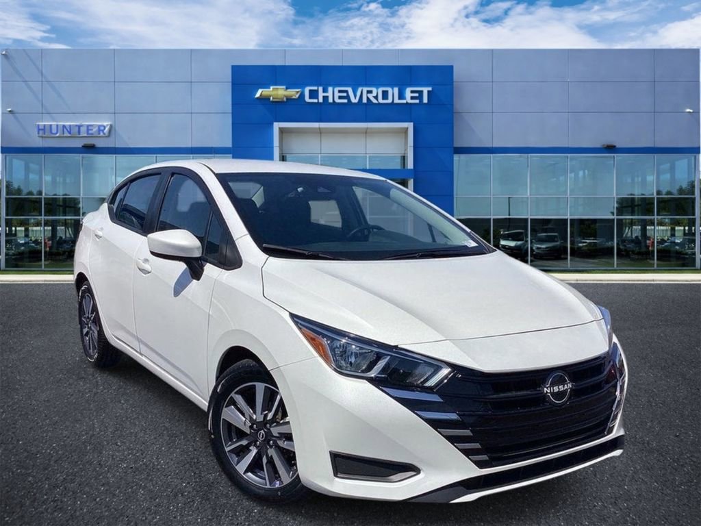 Used 2023 Nissan Versa SV
