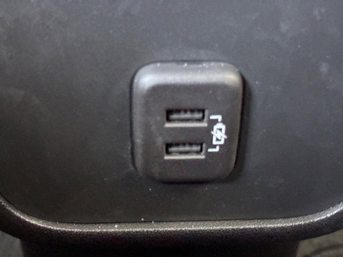 Used 2023 Chevrolet Equinox LS FWD image 31