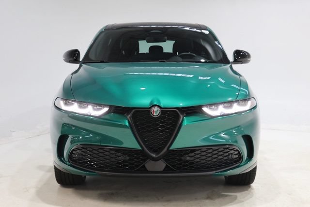 Used 2024 Alfa Romeo Tonale Ti AWD/4WD image 2