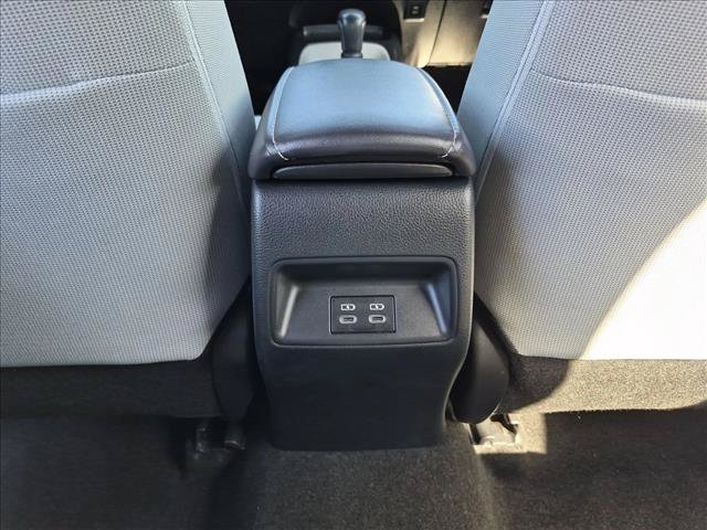Used 2023 Toyota Corolla SE w/ SE Premium Package FWD image 16